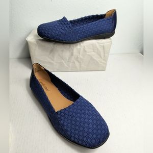 Comfortview Bethany 11WW Navy Flat Shoes Stretch Woven Fabric